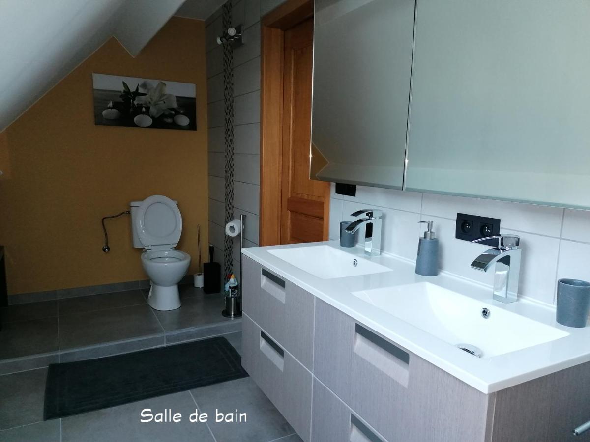 Le Cerisier Bed & Breakfast Bioul Ngoại thất bức ảnh